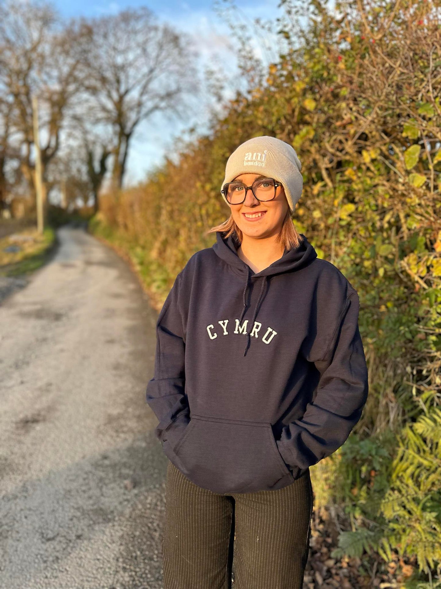 Hwdi CYMRU varsity Hoody