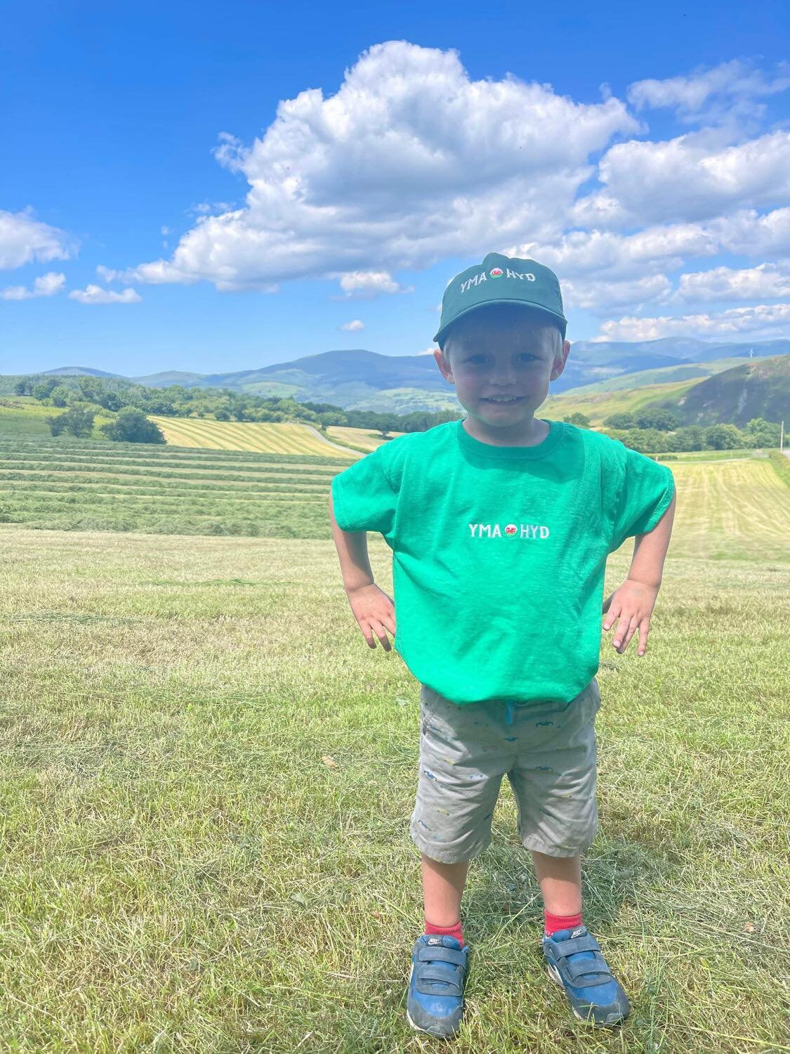 Tshirts-Plant a babis- Yma o hyd- Kids and babies- ani-bendod