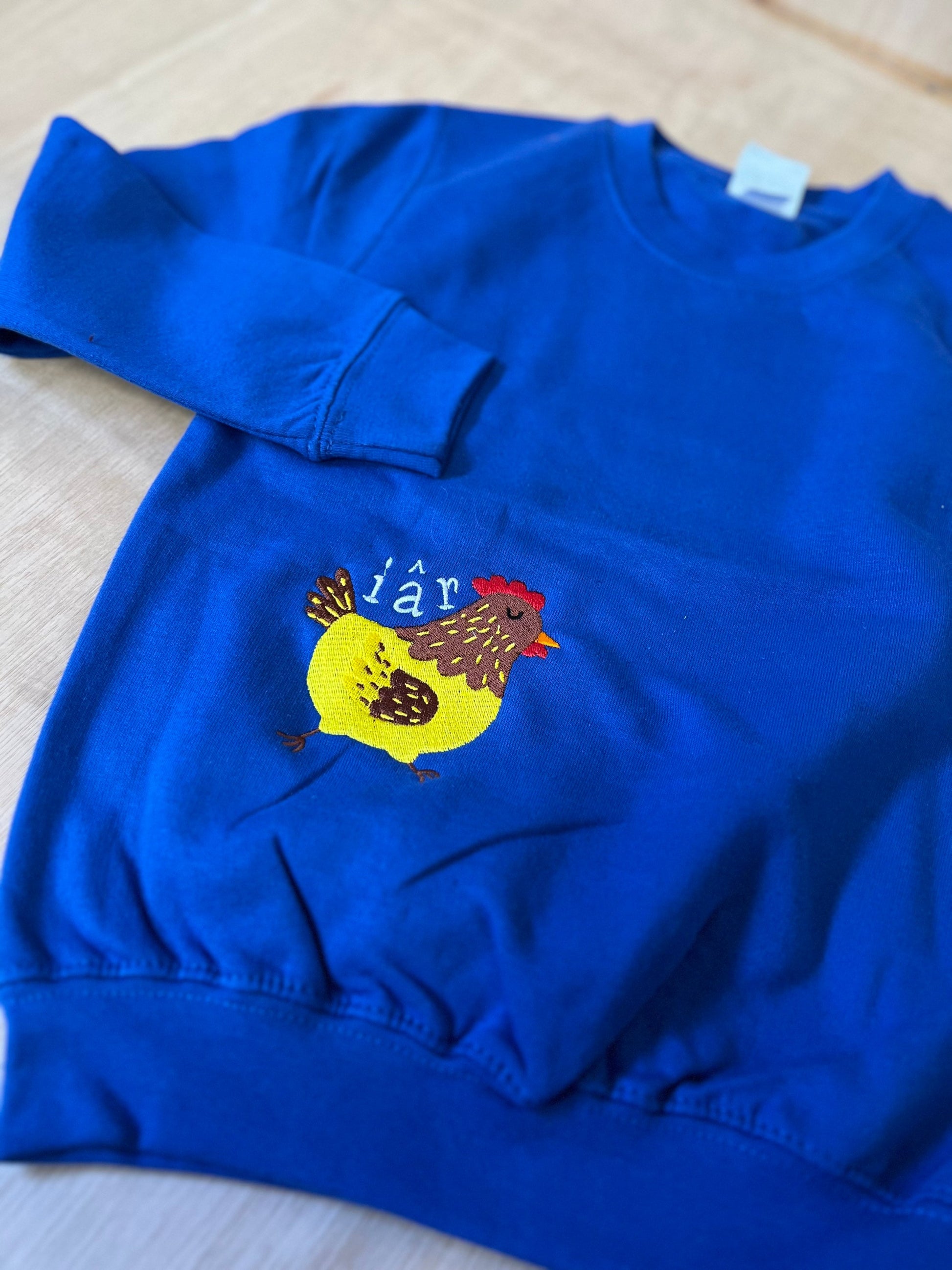 GLAS- Siwmper y fferm ani-bendod farm Sweatshirt BLUE
