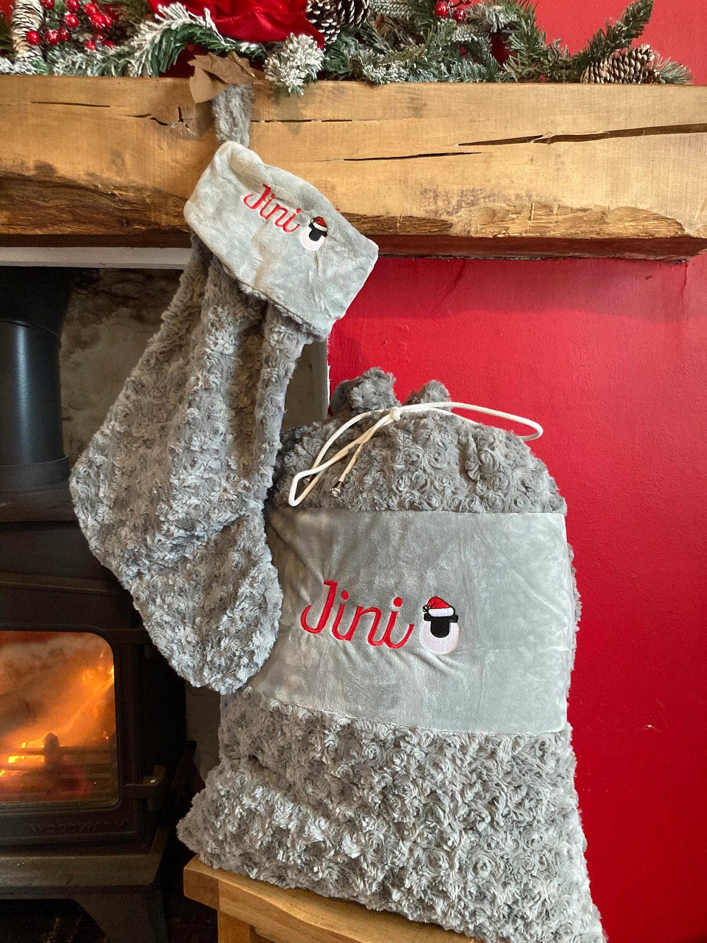 EMBROIDERY Sachau a Sanau Nadolig/Christmas Sacks and stockings