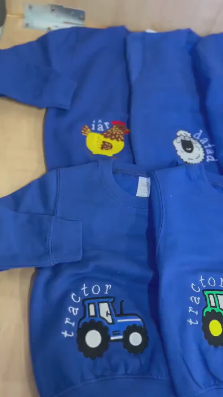 GLAS- Siwmper y fferm ani-bendod farm Sweatshirt BLUE