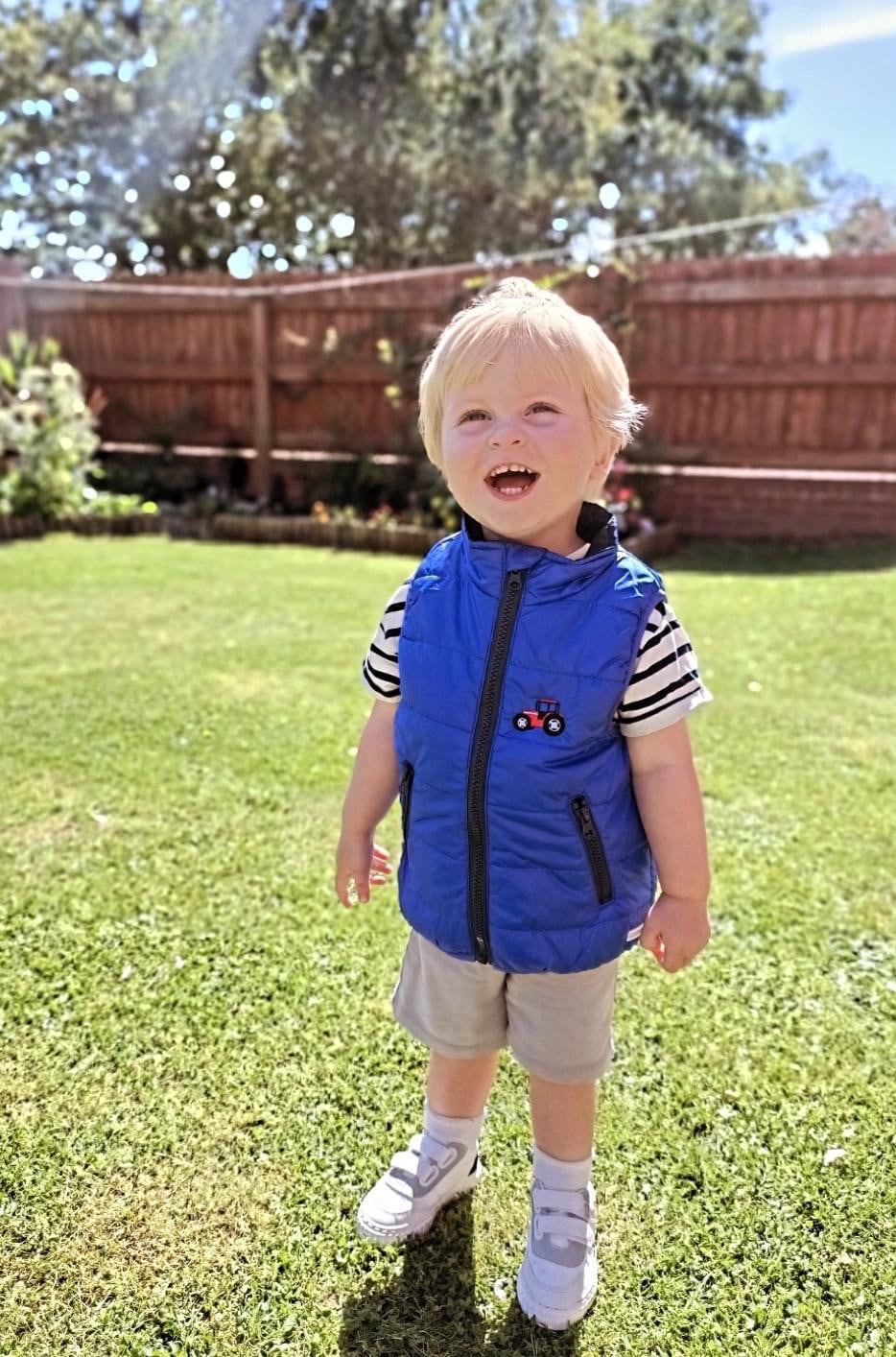 Gillets tractor ani-bendod