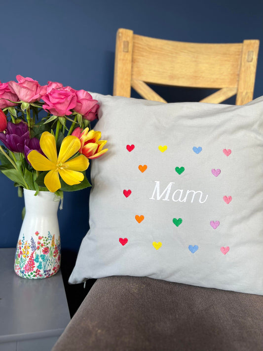 Clustog Sul y Mamau ani-bendod Mother's Day Cushion