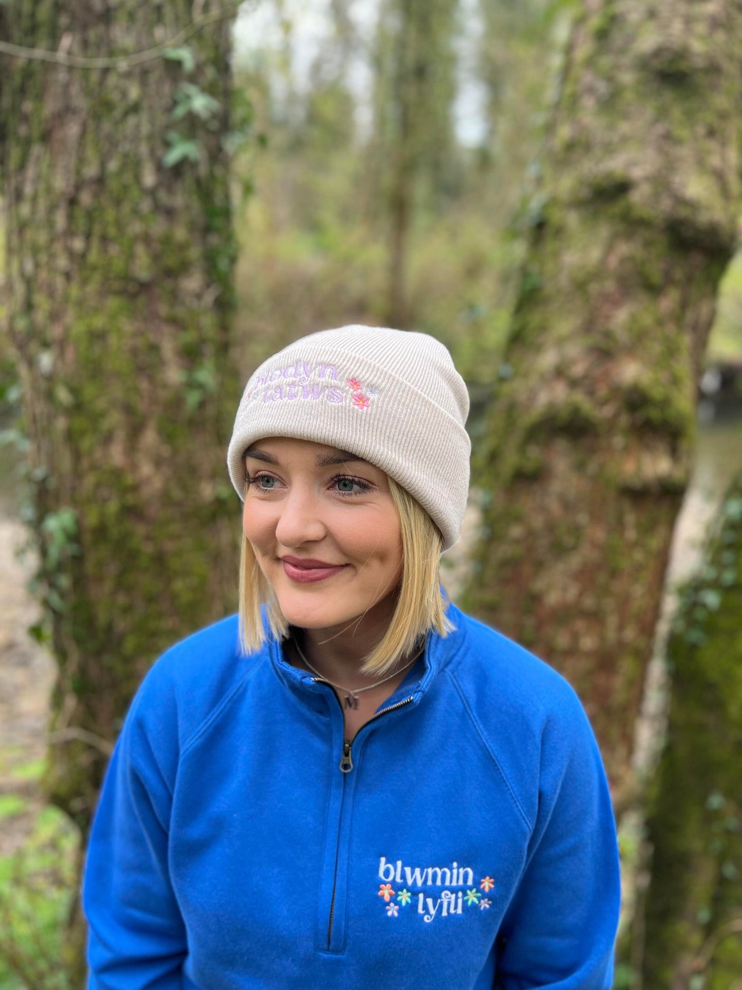 BEANIE-Blodyn tatws/blwmin lyfli/dyma'r dyddie da hat ani-bendod
