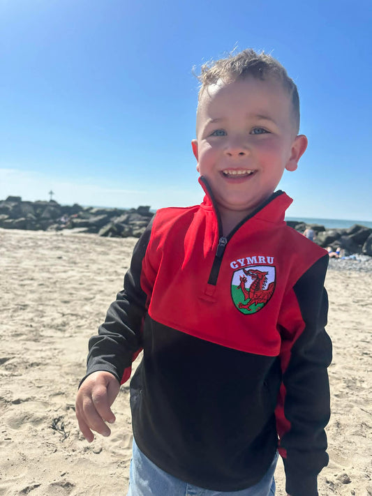 Siaced Chwaraeon 'Cymru' | 'Cymru' Sports Jacket