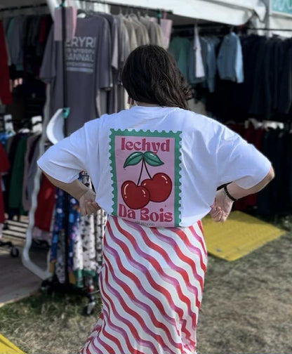 Crys T Ceirios Iechyd Da | Iechyd Da Cherry Oversized T-shirt