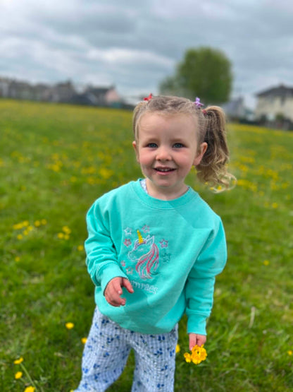 Siwmper Uncorn Cariad | Unicorn Cariad Sweatshirt