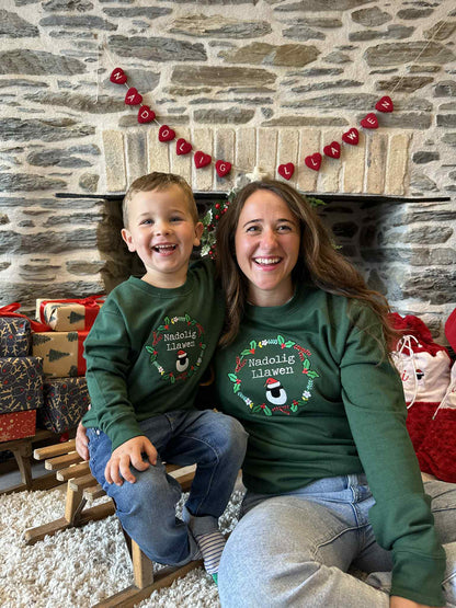 Siwmperi Nadolig OG dafad - Christmas jumpers