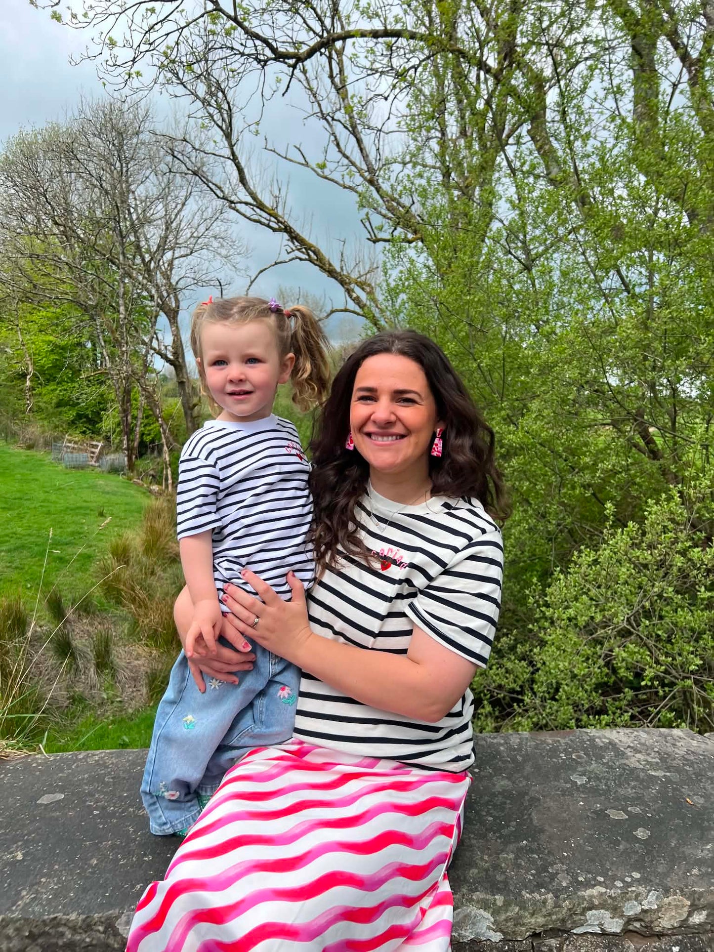 Crys t streipiog 'Cariad' | 'Cariad' stripey tee - plant ac oedolion