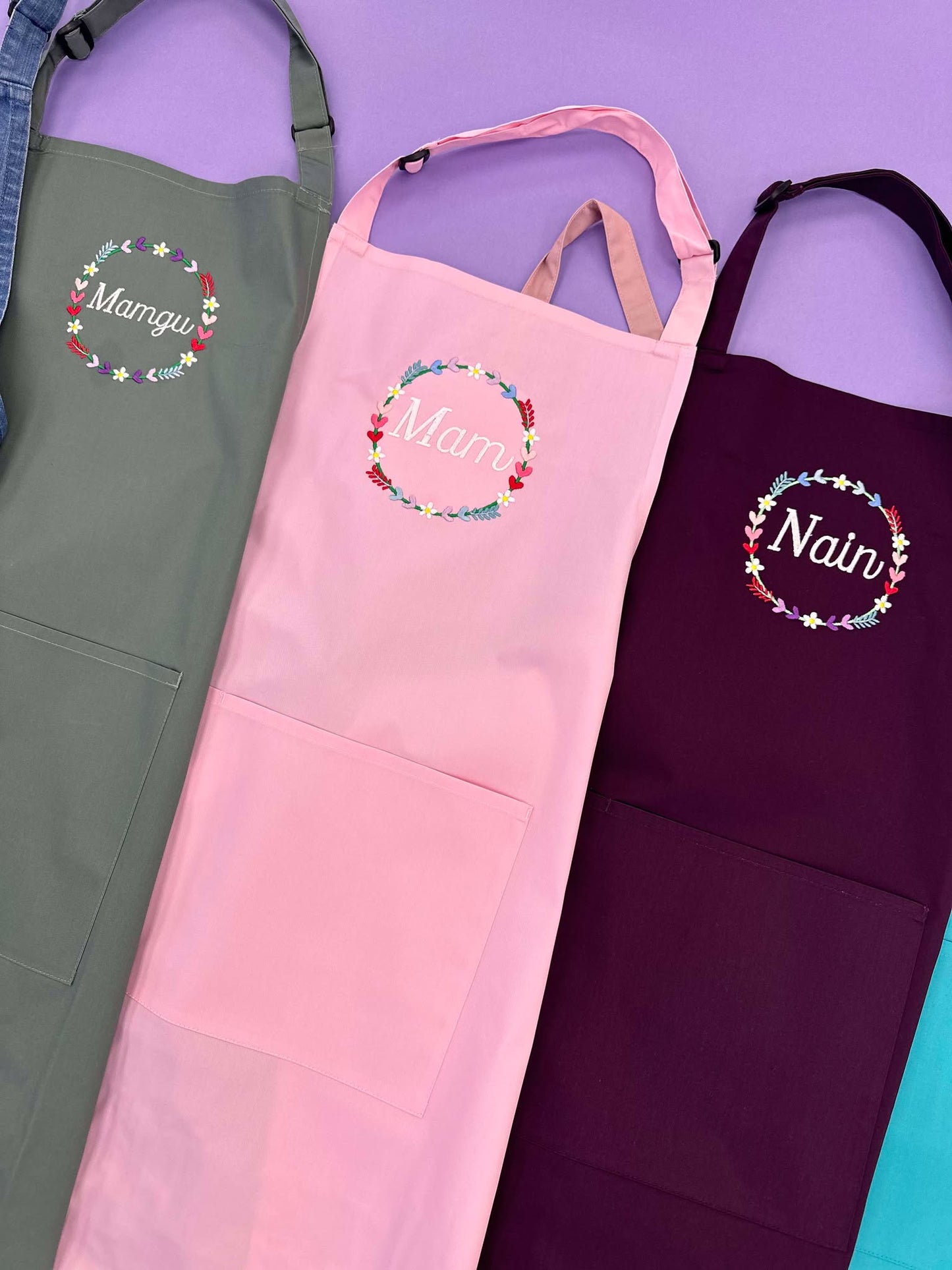 Ffedog Sul y Mamau | Mother's Day Apron