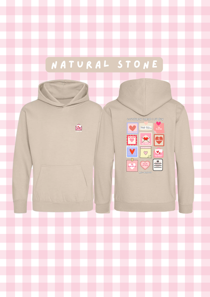 Hwdi Llythyron Cariad | Loveletters Hoody