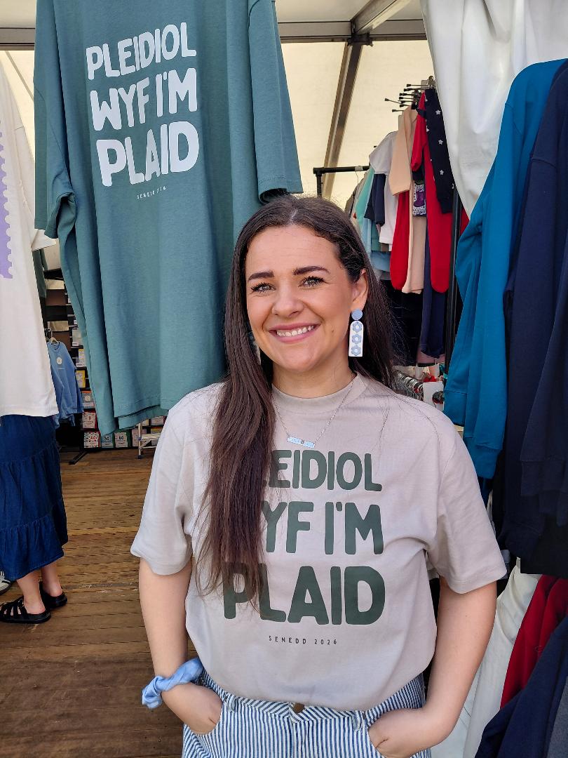 Pleidiol Wyf i'm Plaid crys t | Tee (plant ac oedolion-kids and adults)