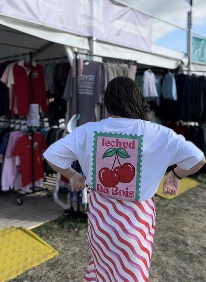 Crys T Ceirios Iechyd Da | Iechyd Da Cherry Oversized T-shirt