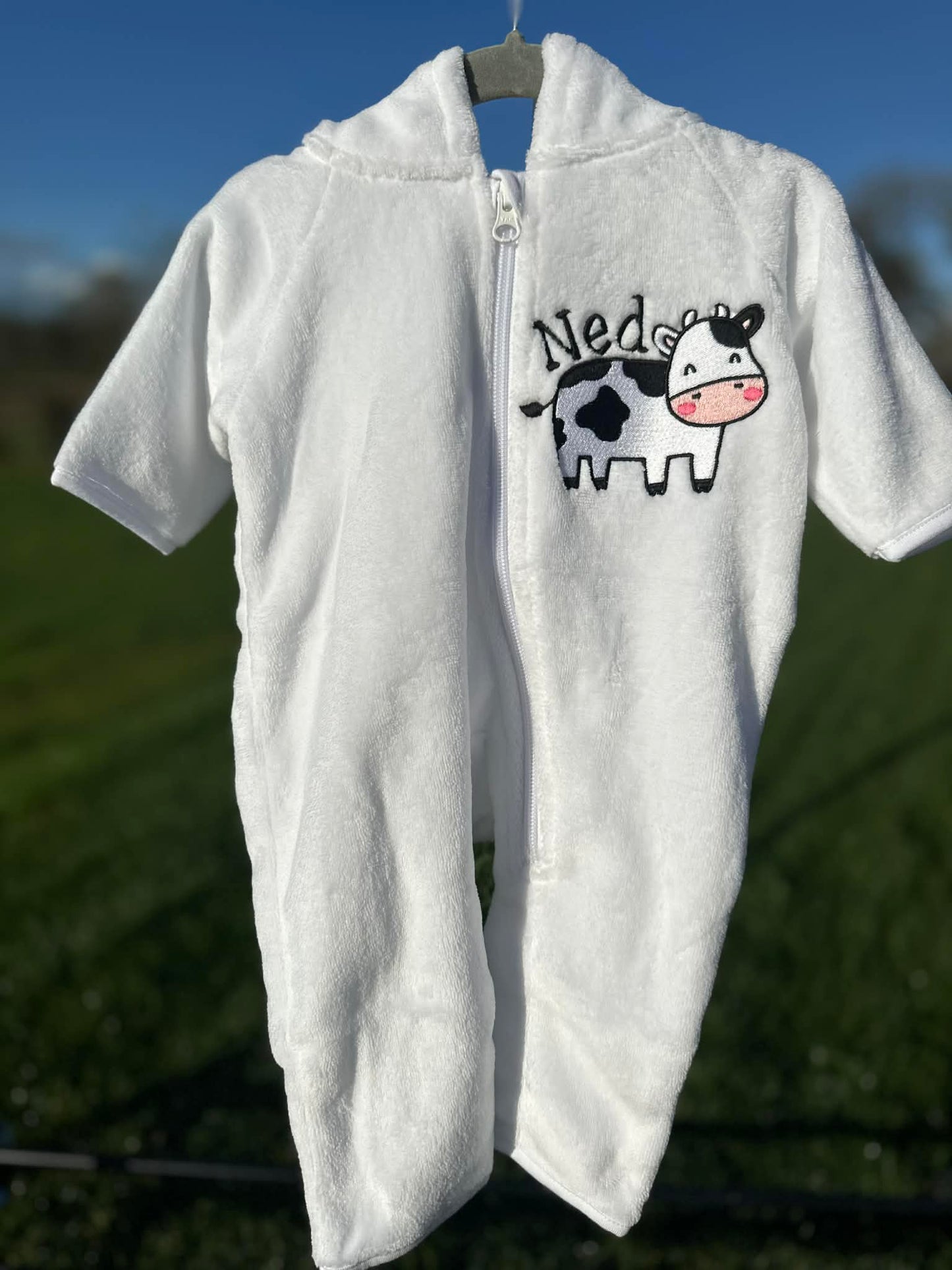 Onesies Babis wedi personoli | Baby Fluffy All in One personalised