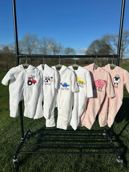 Onesies Babis wedi personoli | Baby Fluffy All in One personalised
