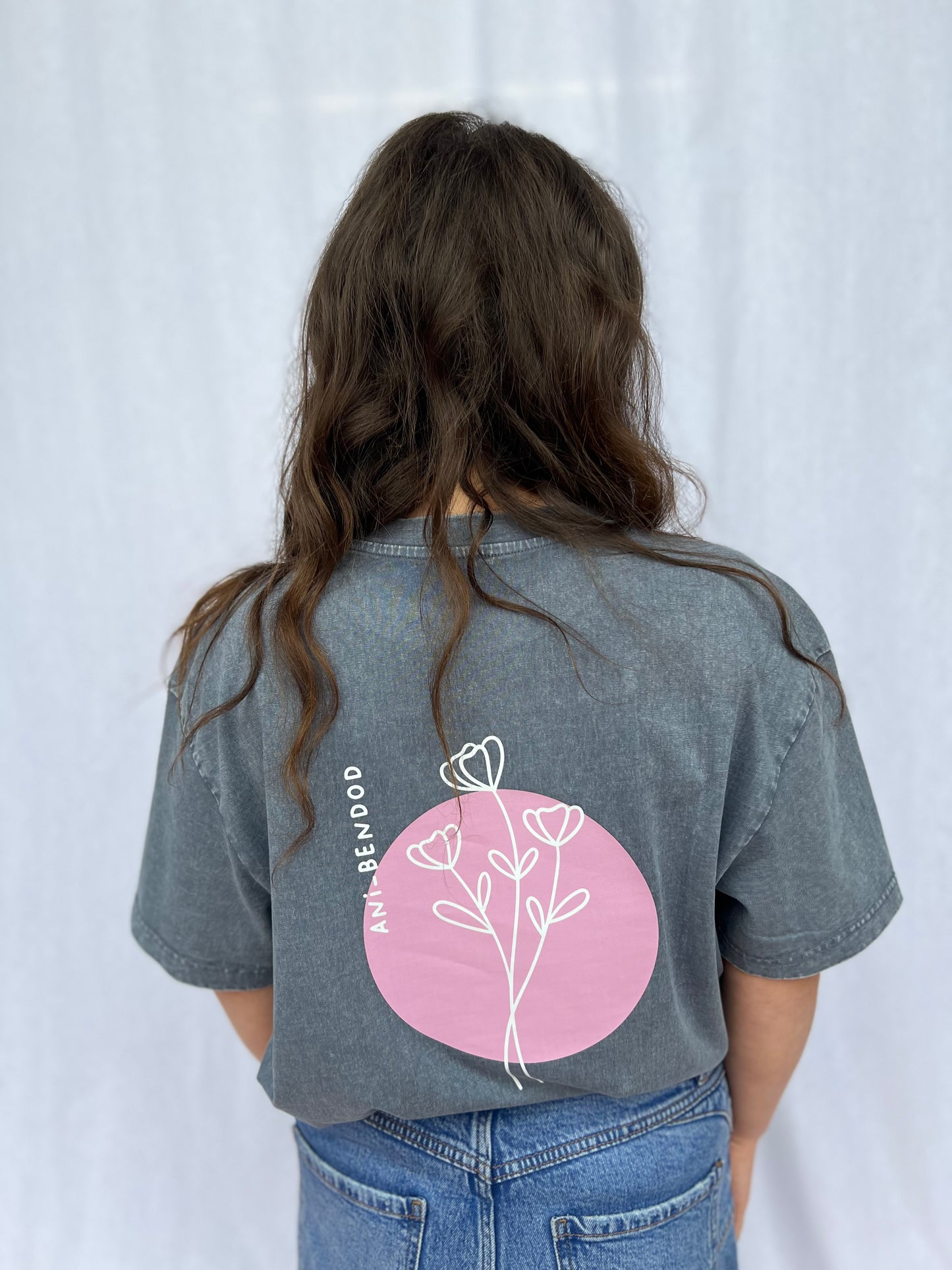 Ready to Go -  Ani-bendod Pink Flower Distressed Oversized tee