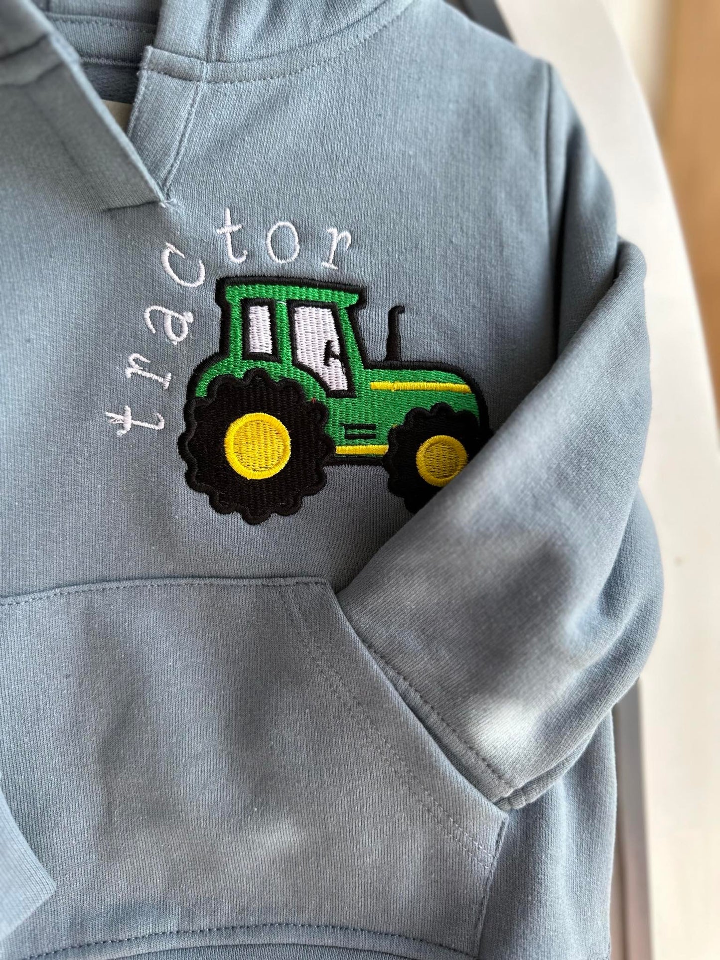 SALE Hwdi Tractor plant/kids Hoodie