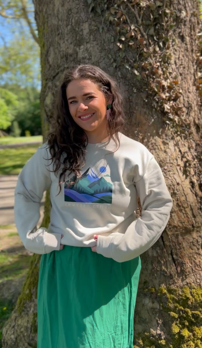 Siwmper Crwydro Cymru | sweatshirt