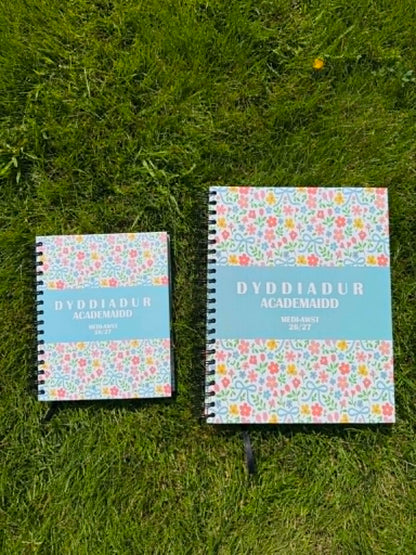 Dyddiadur Academaidd Medi 2026-Awst 2027 ani-bendod- Academic diary Sept 26-Aug 27