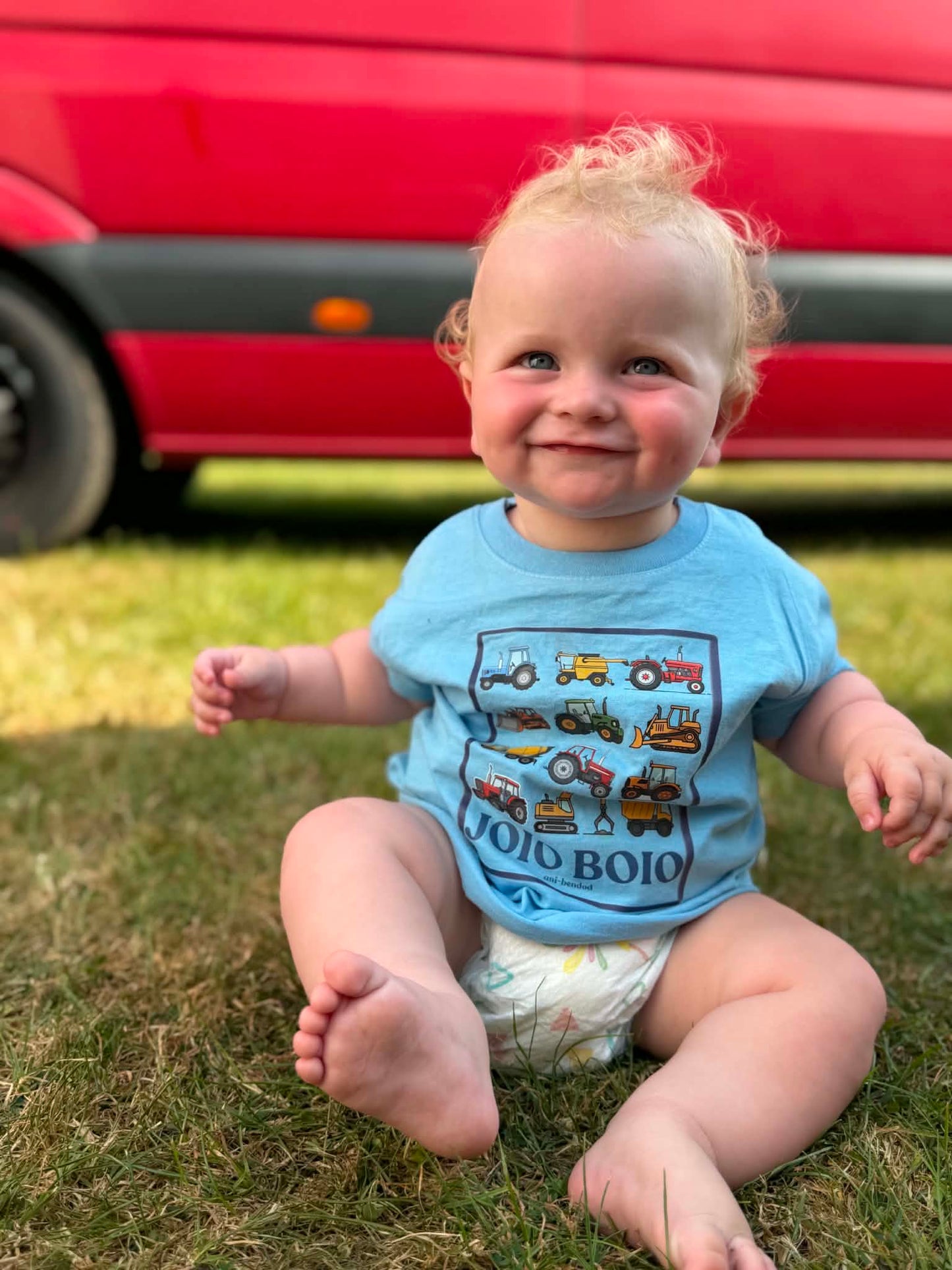 Crys t ‘Joio Boio' tractorau | Tractors 'joio boio' tee