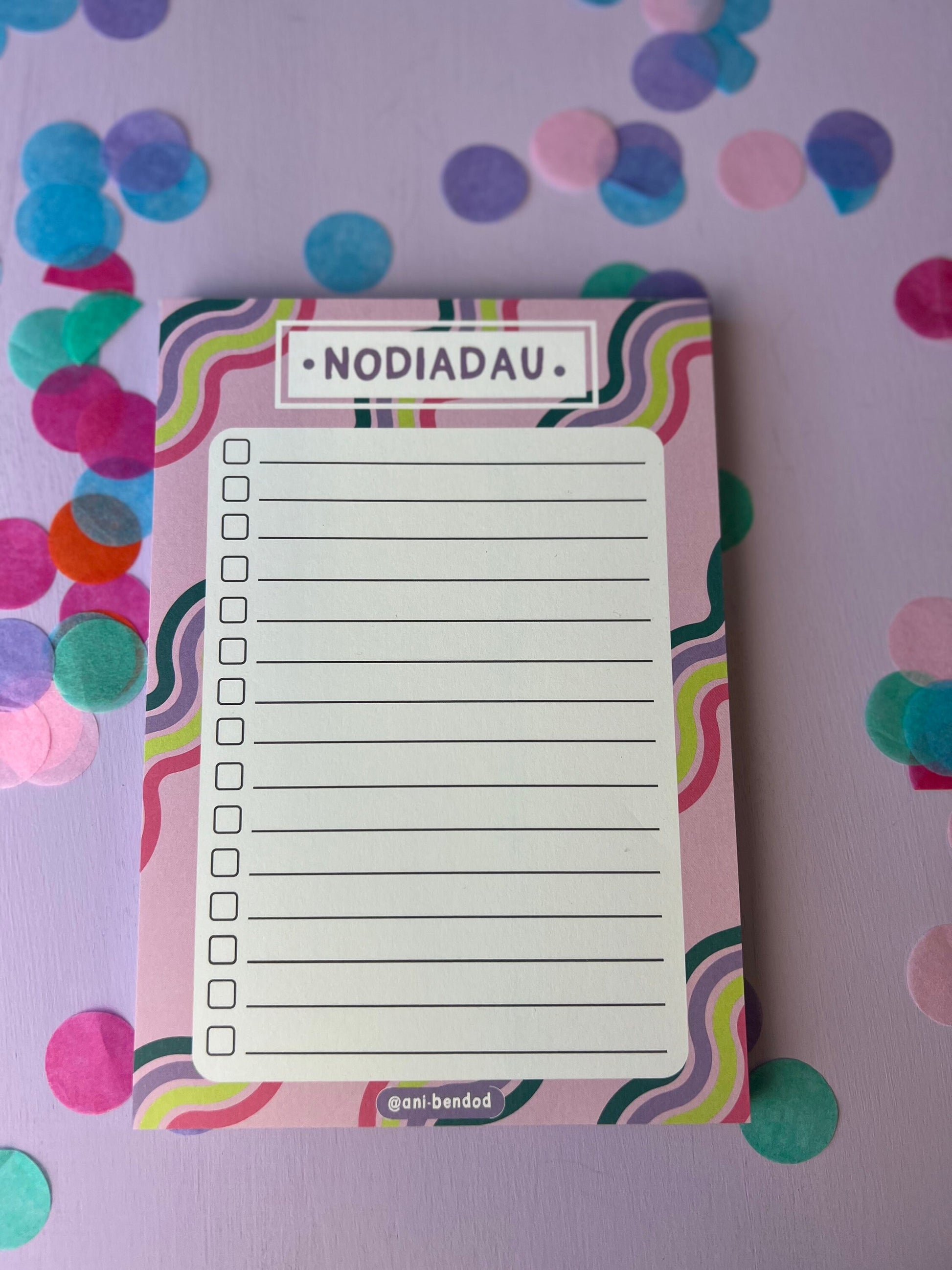 NEWYDD-NODIADAU (notes)- pad A5- ani-bendod