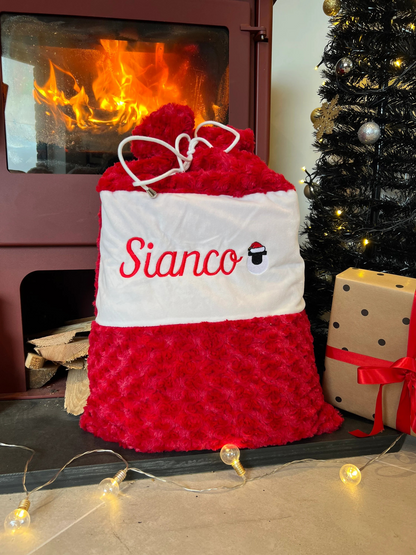 SALE! Sachau a Sanau Nadolig/Christmas Sacks and stockings - red stockings currently out of stock