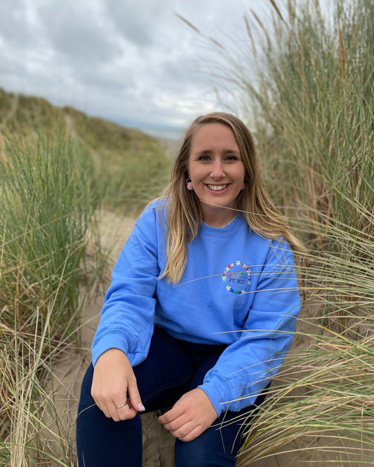 CAROLINA BLUE- 'Hapus fy myd' ani-bendod Sweatshirt